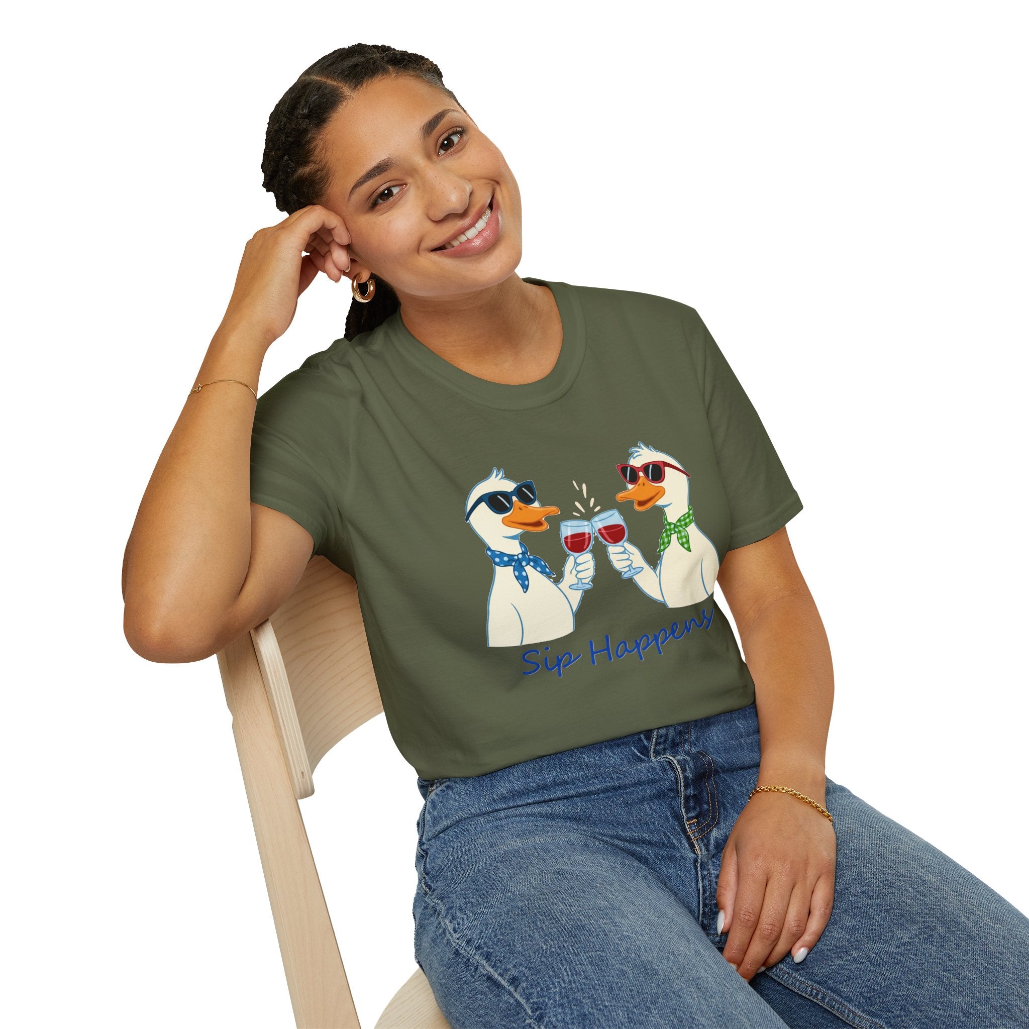 Funny Duck Shirt "Sip Happens" – Cute Drinking Ducks T-Shirt, Wine Lover Gift, Humor Graphic Tee, Casual Unisex Shirt