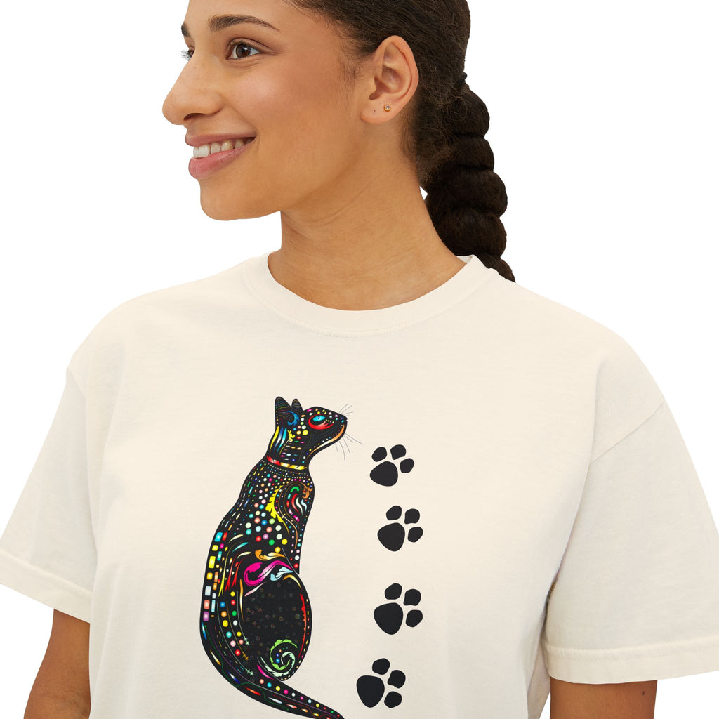 Black Cat Floral Graphic Tee, Cute Paw Print Boxy Shirt for Women
