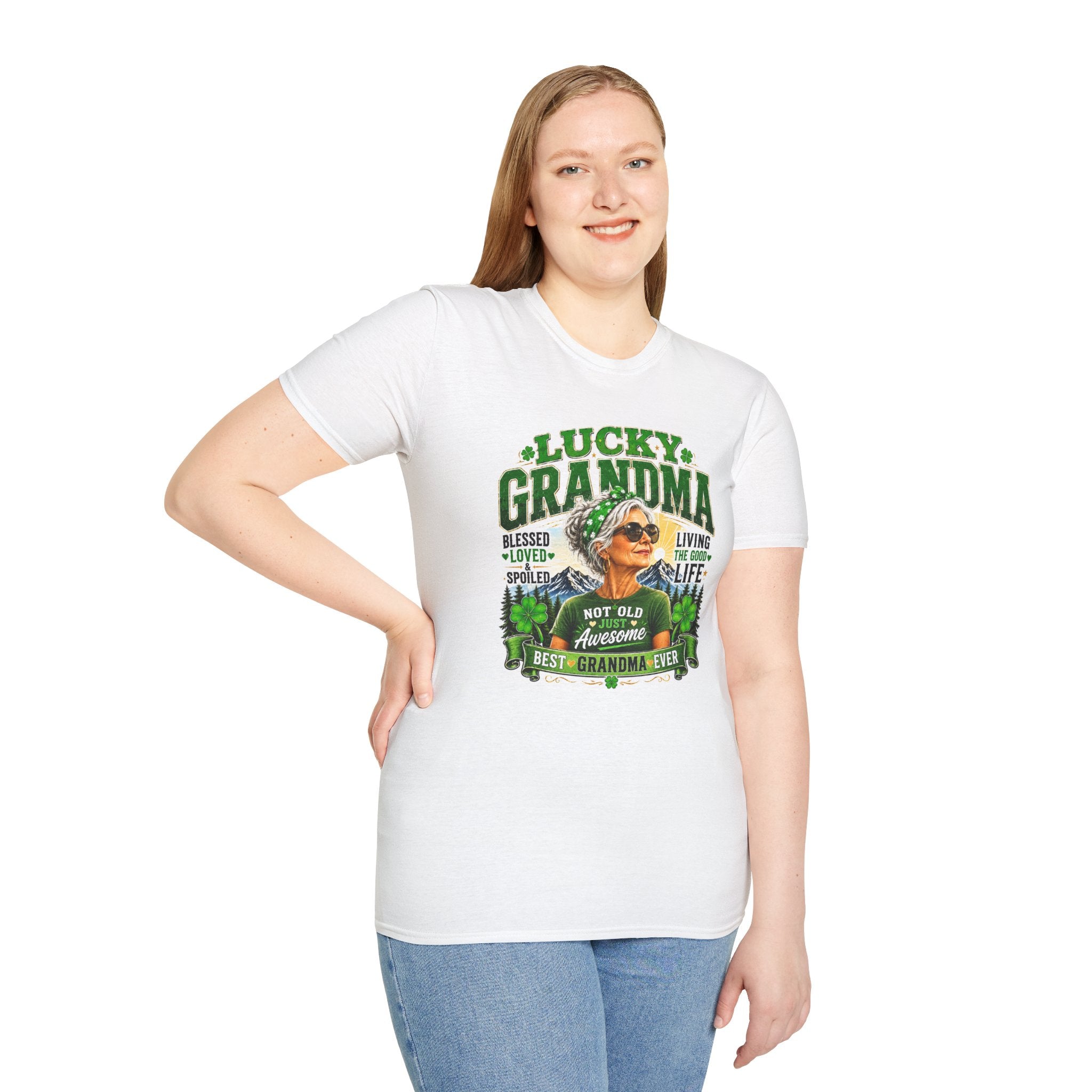 Lucky Grandma T-Shirt | Funny Grandma Shirt | Best Grandma Ever Tee | Grandma Gift | Vintage Grandma Graphic Tee | Gift for Nana | Mother's Day Shirt