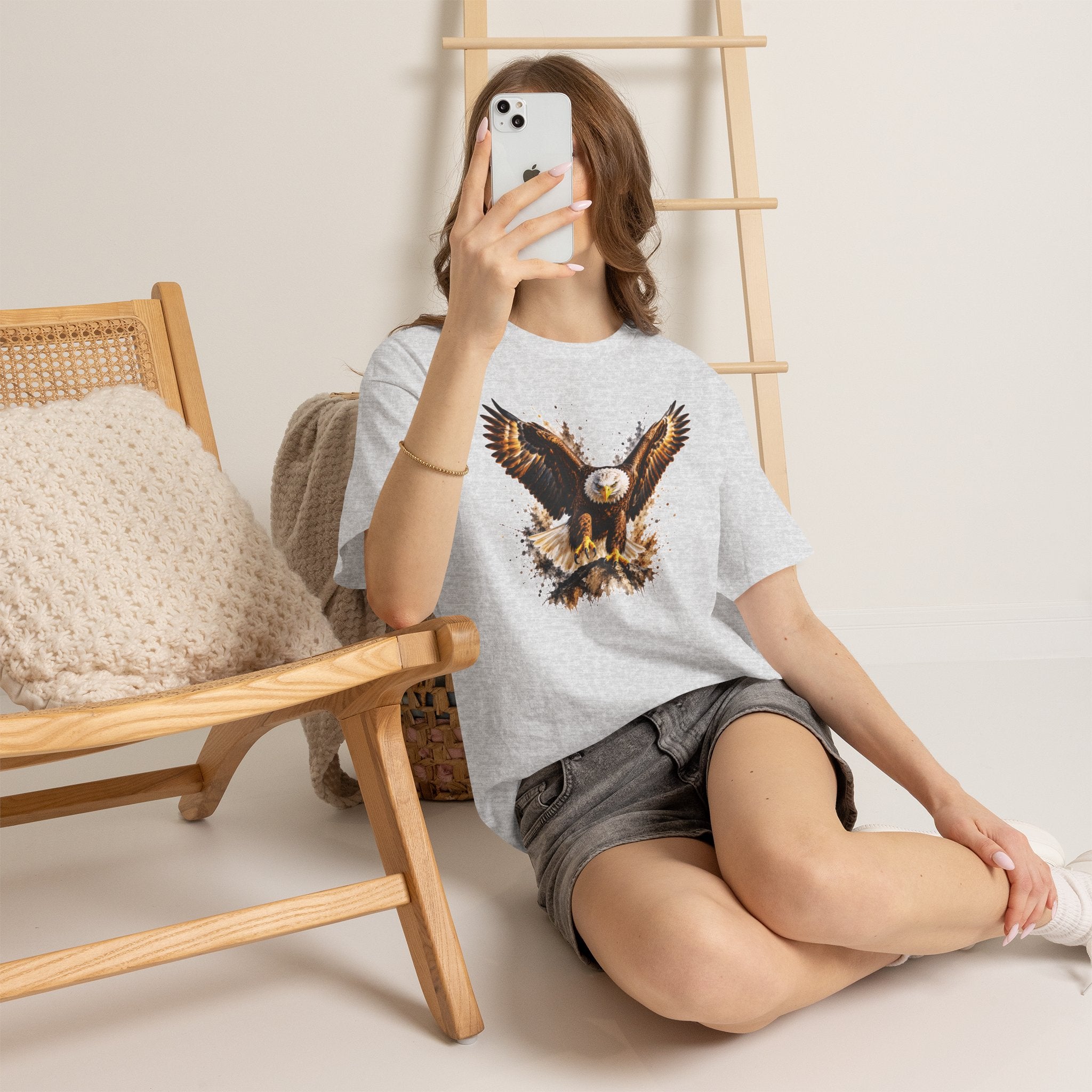 Majestic Bald Eagle T-Shirt, Eagle Graphic Tee, Patriotic Wildlife Shirt, Unisex Bird Lover Tee, American Eagle Gift