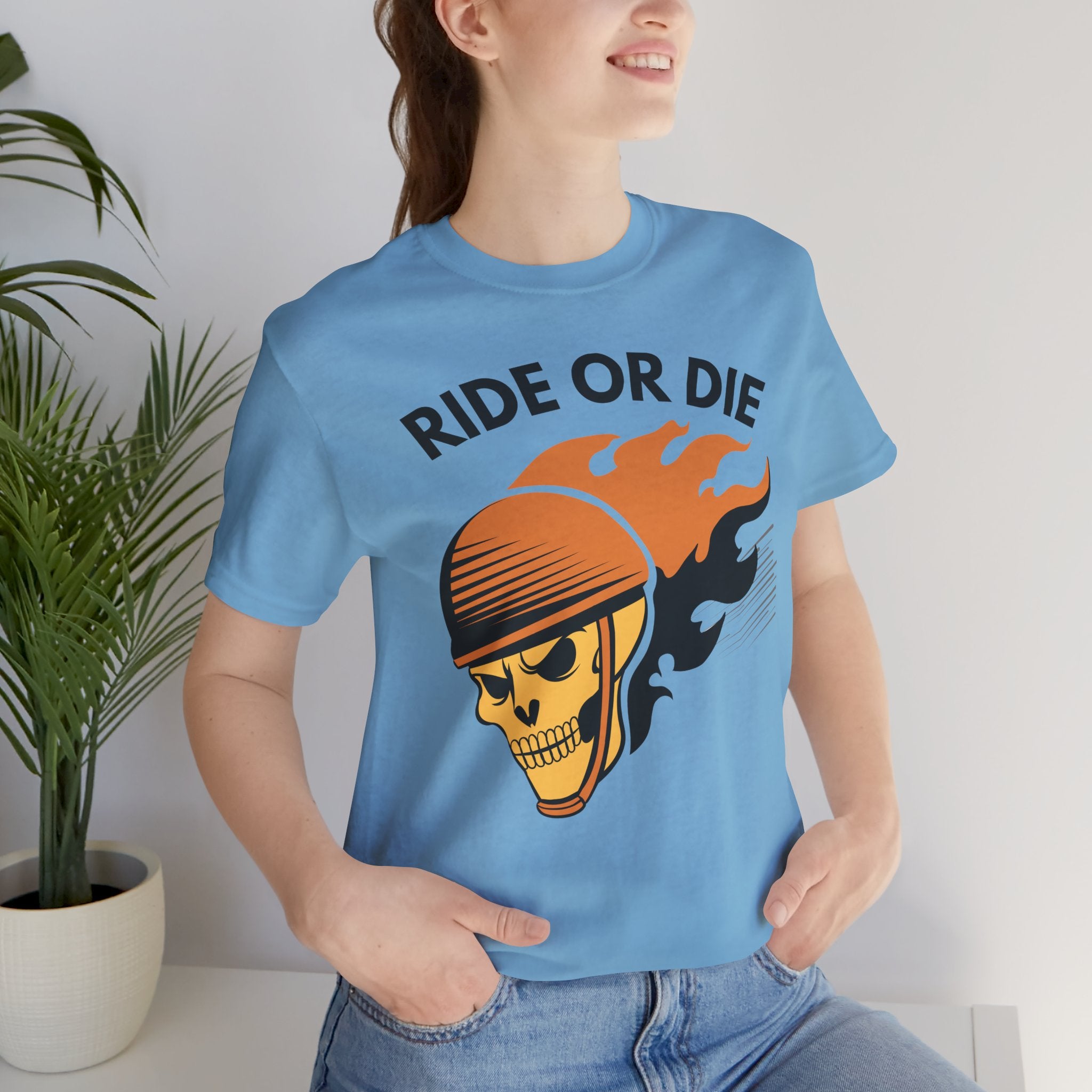 Ride or Die Skull Helmet T-Shirt | Biker Graphic Tee for Men | Vintage Motorcycle Shirt