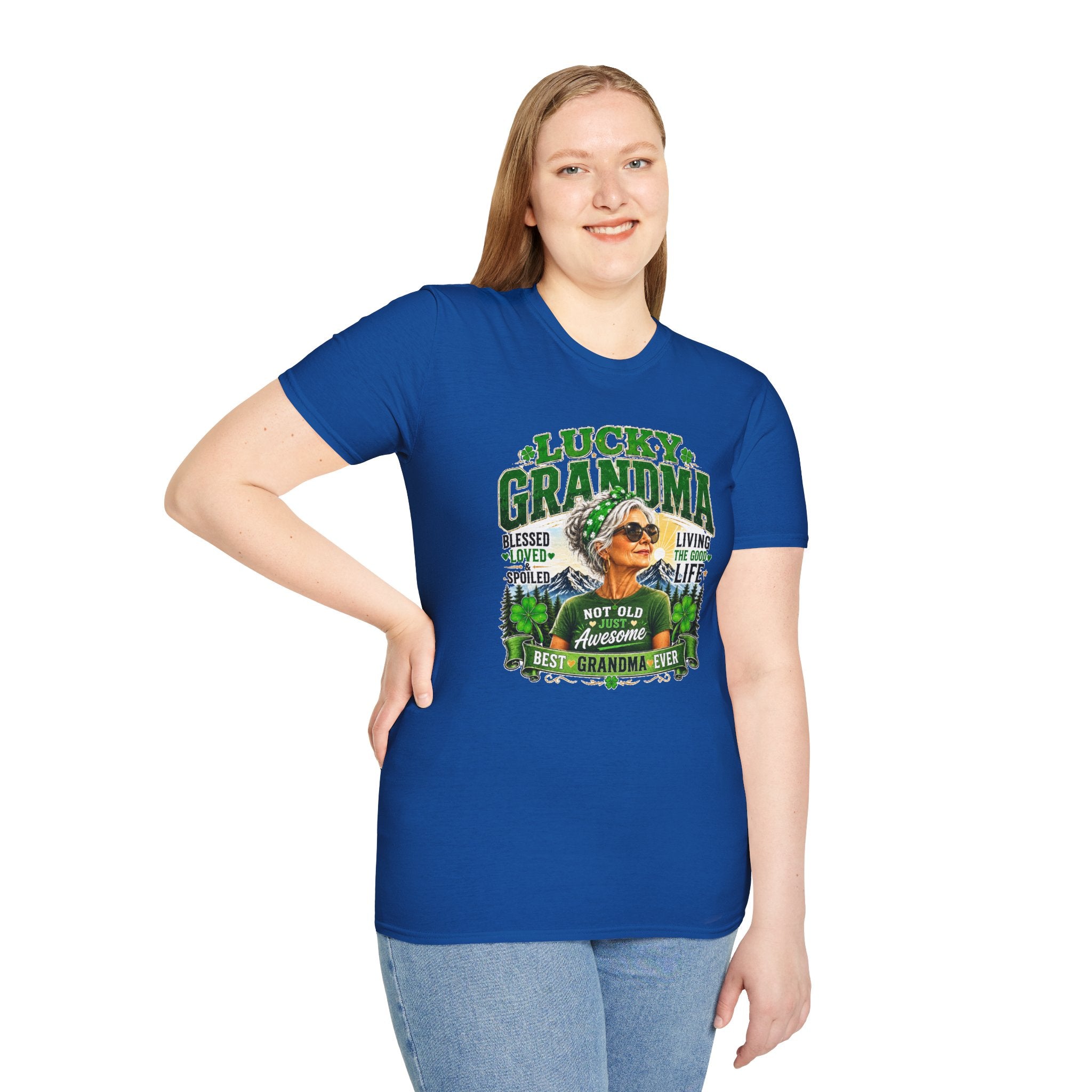 Lucky Grandma T-Shirt | Funny Grandma Shirt | Best Grandma Ever Tee | Grandma Gift | Vintage Grandma Graphic Tee | Gift for Nana | Mother's Day Shirt