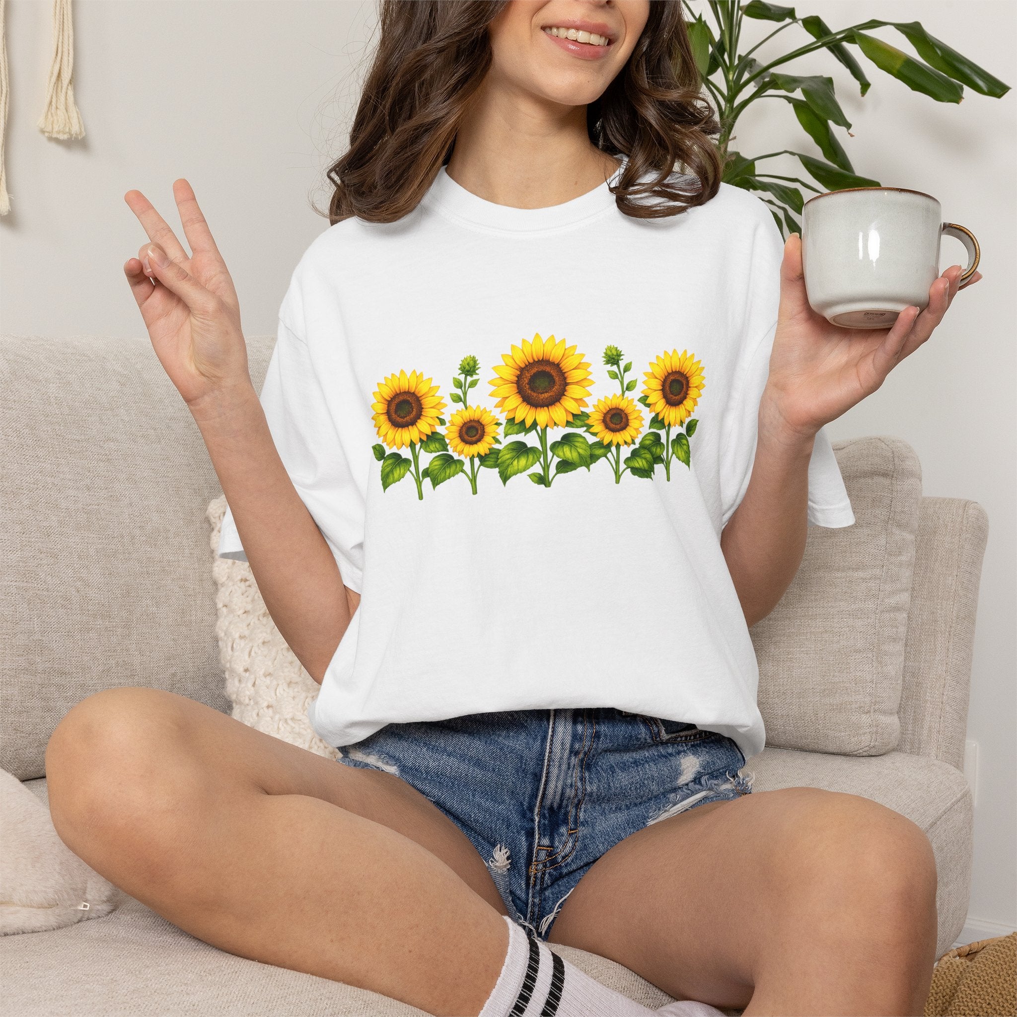 Sunflower Shirt for Women, Sunflower T-Shirt, Floral Graphic Tee, Botanical Shirt, Wildflower Tee, Comfort Colors 1717