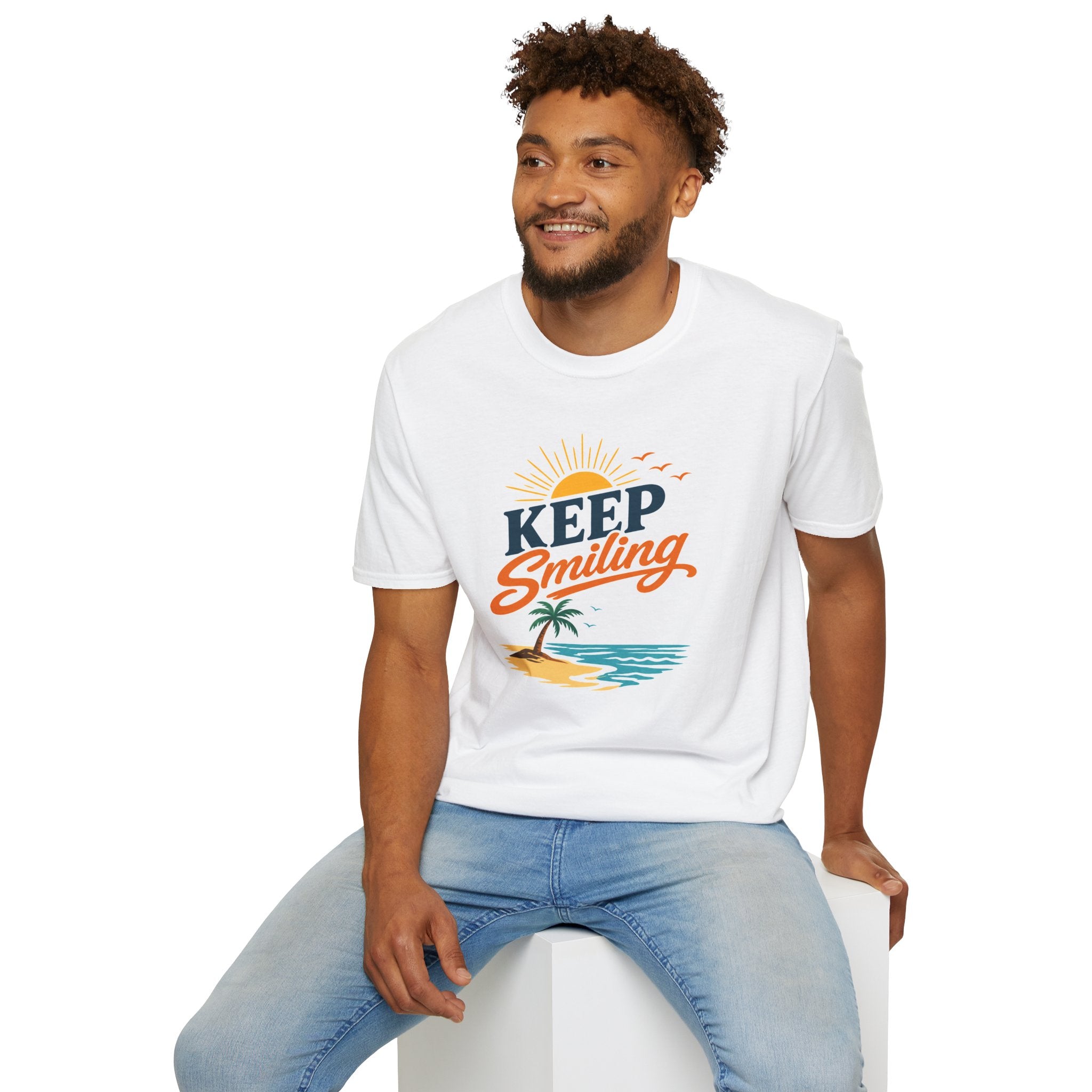 Keep Smiling Beach T-Shirt – Retro Sunset Palm Tee