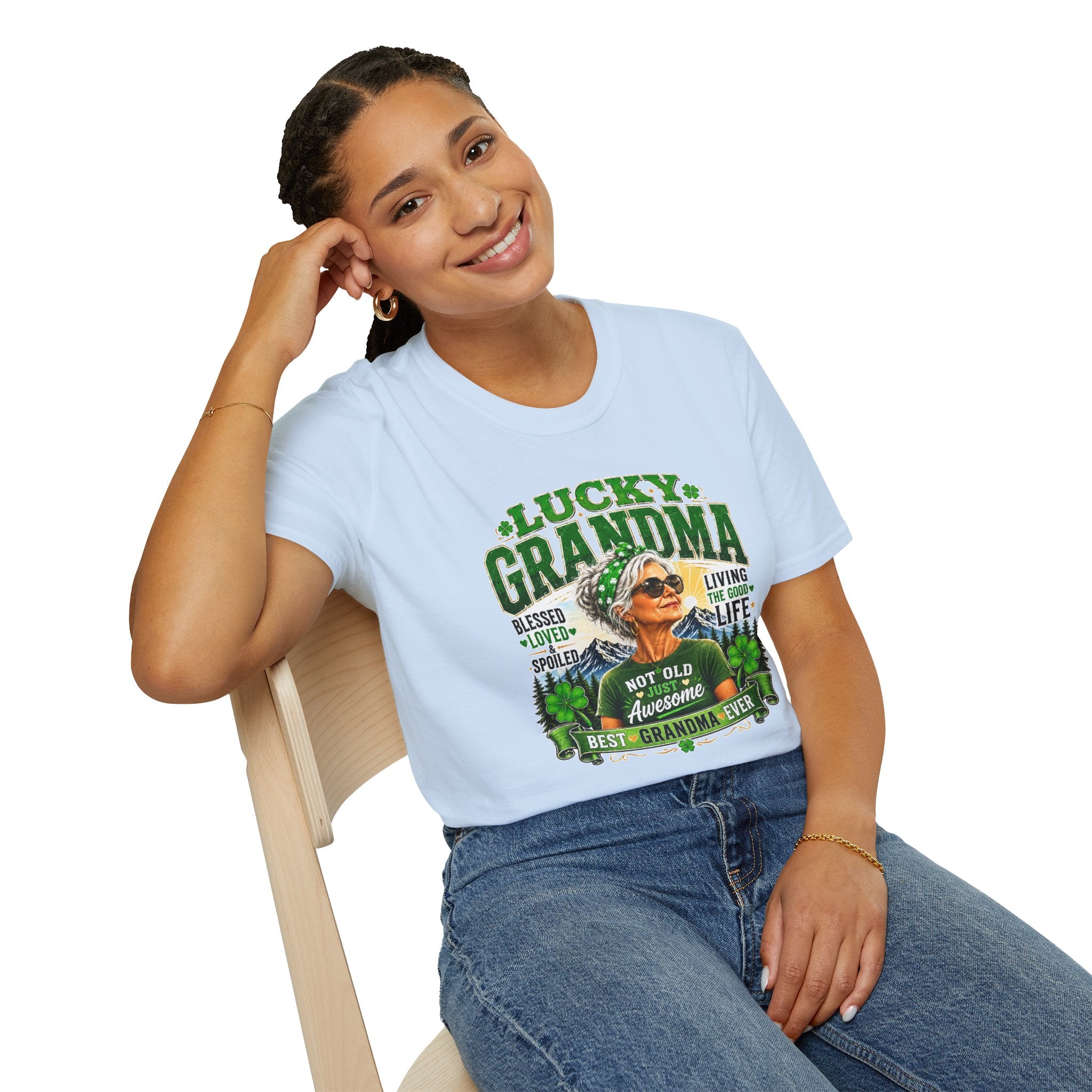 Lucky Grandma T-Shirt | Funny Grandma Shirt | Best Grandma Ever Tee | Grandma Gift | Vintage Grandma Graphic Tee | Gift for Nana | Mother's Day Shirt