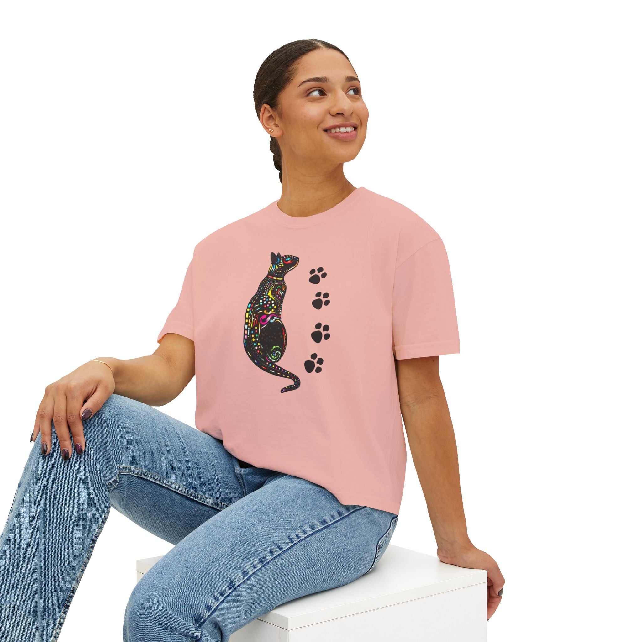 Black Cat Floral Graphic Tee, Cute Paw Print Boxy Shirt for Women