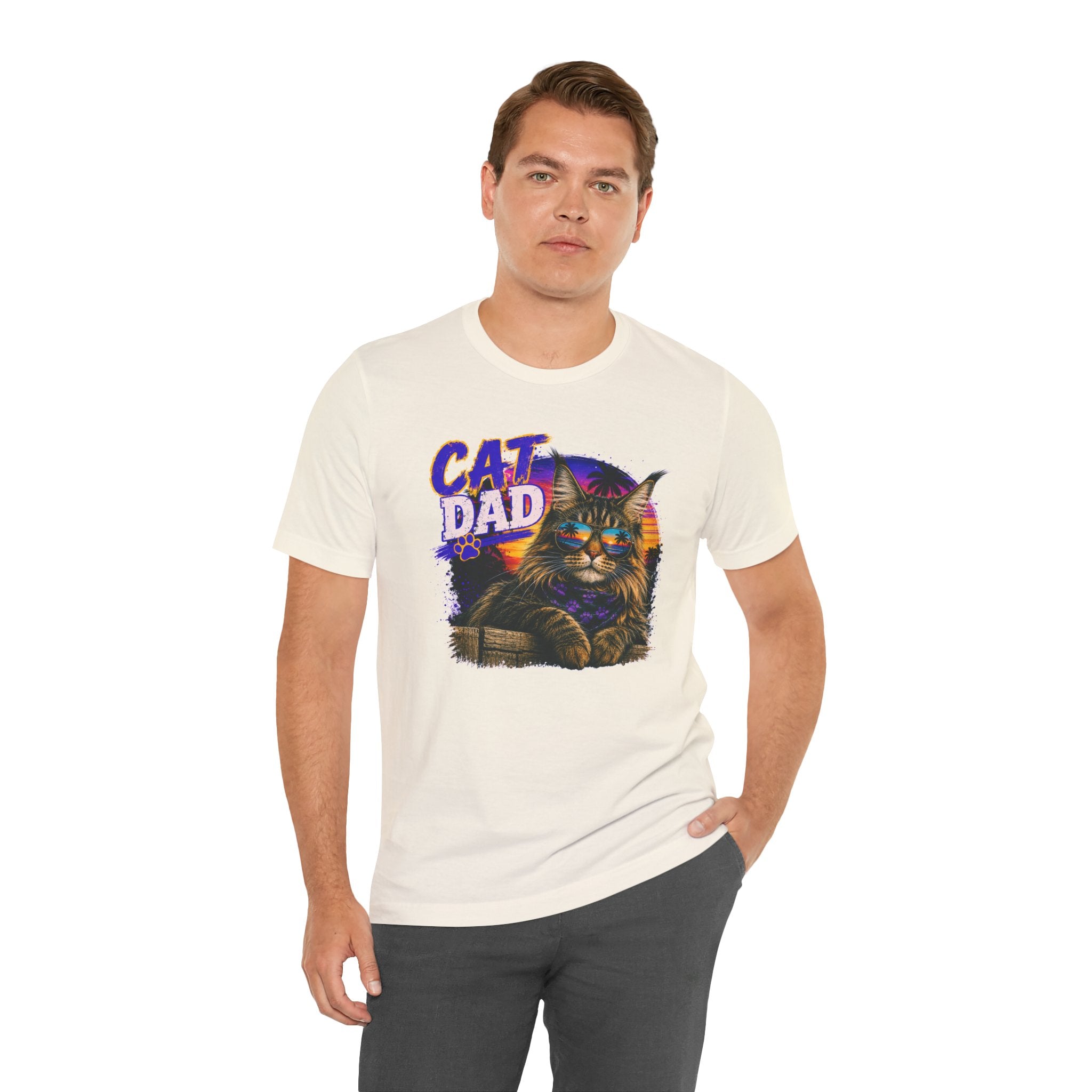 Cat Dad Maine Coon T-Shirt | Retro Sunset Cat Lover Shirt | Funny Cat Dad Gift | Vintage Graphic Tee for Men