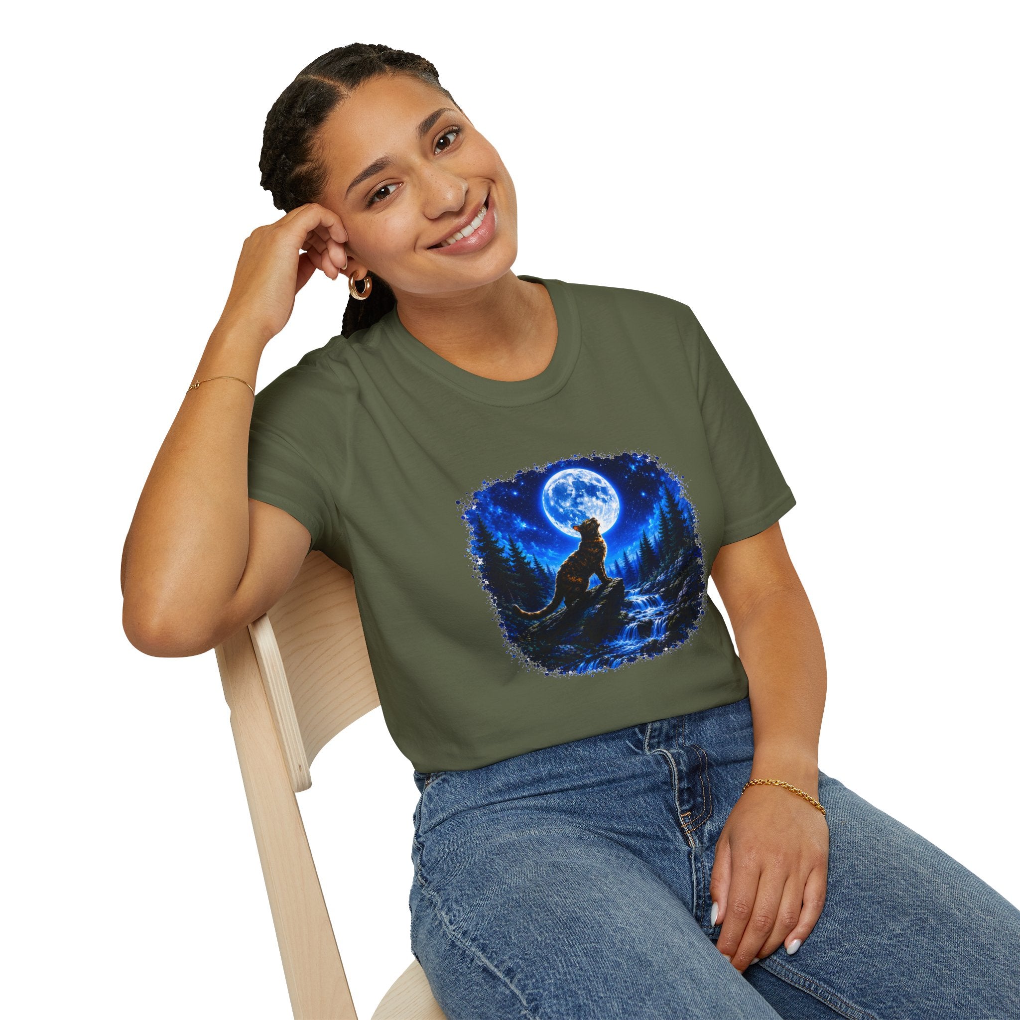 Cat Howl T-Shirt – Moonlit Night Graphic Tee