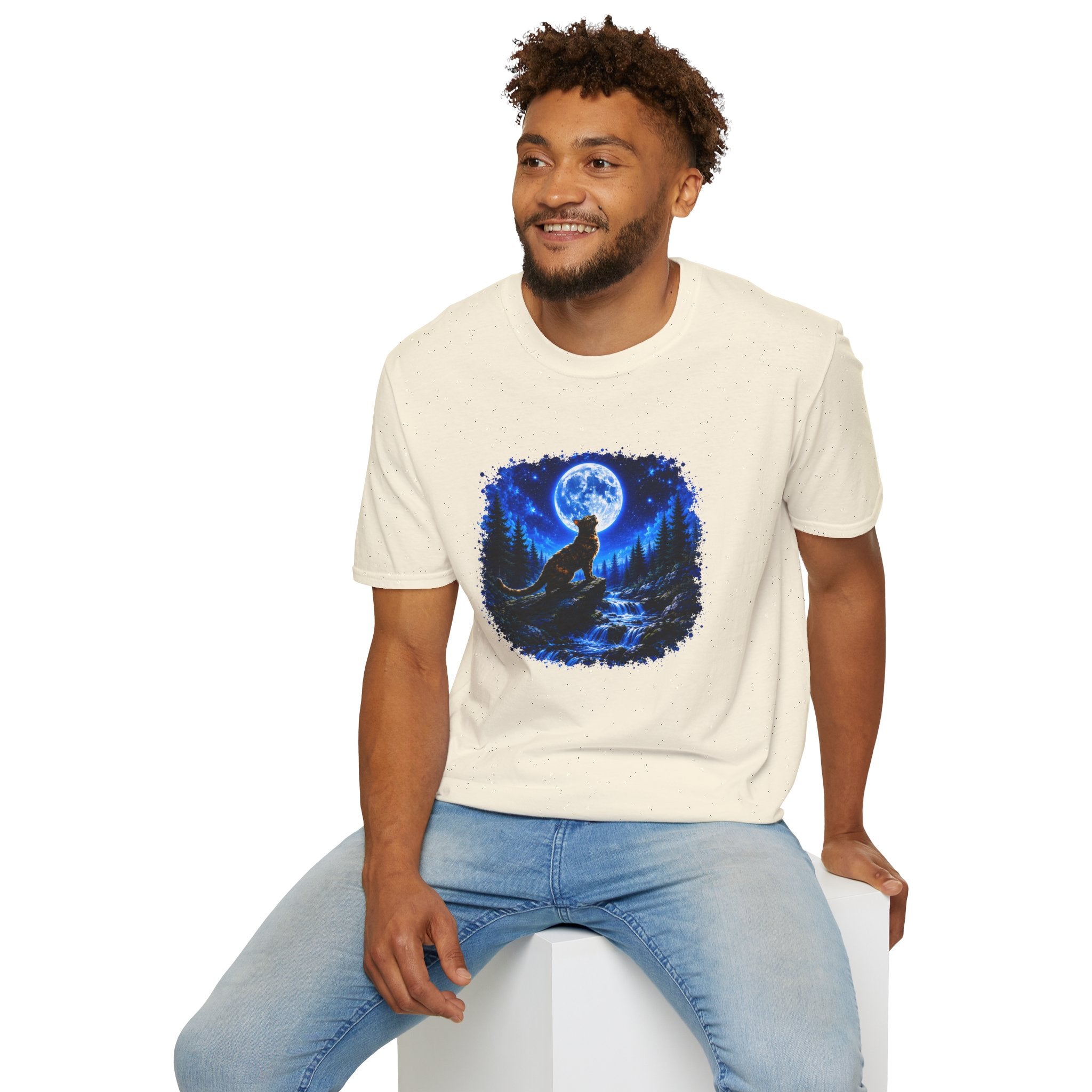 Cat Howl T-Shirt – Moonlit Night Graphic Tee