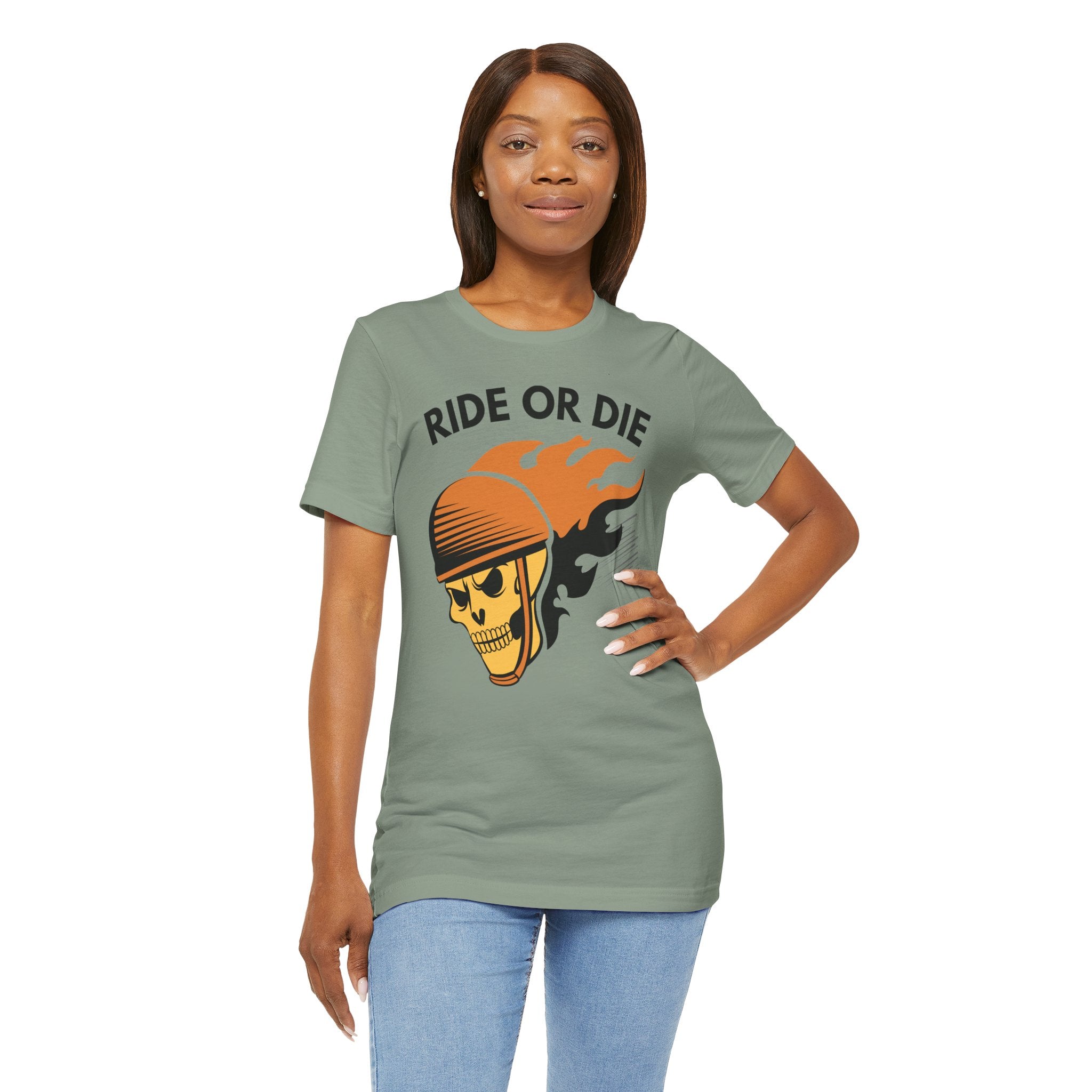 Ride or Die Skull Helmet T-Shirt | Biker Graphic Tee for Men | Vintage Motorcycle Shirt