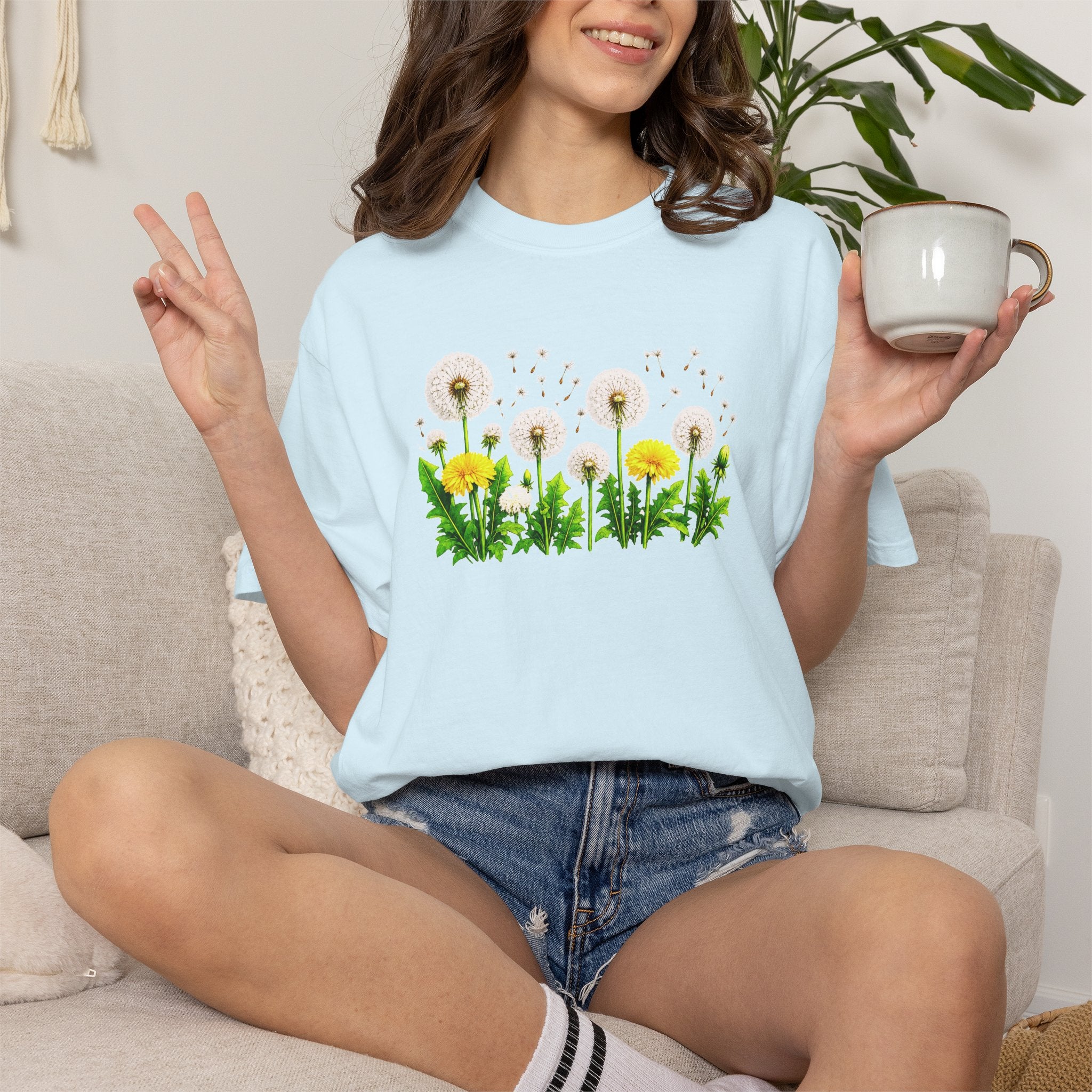 Dandelion Flower Shirt, Wildflower T-Shirt for Women, Botanical Graphic Tee, Spring Garden Shirt, Comfort Colors 1717
