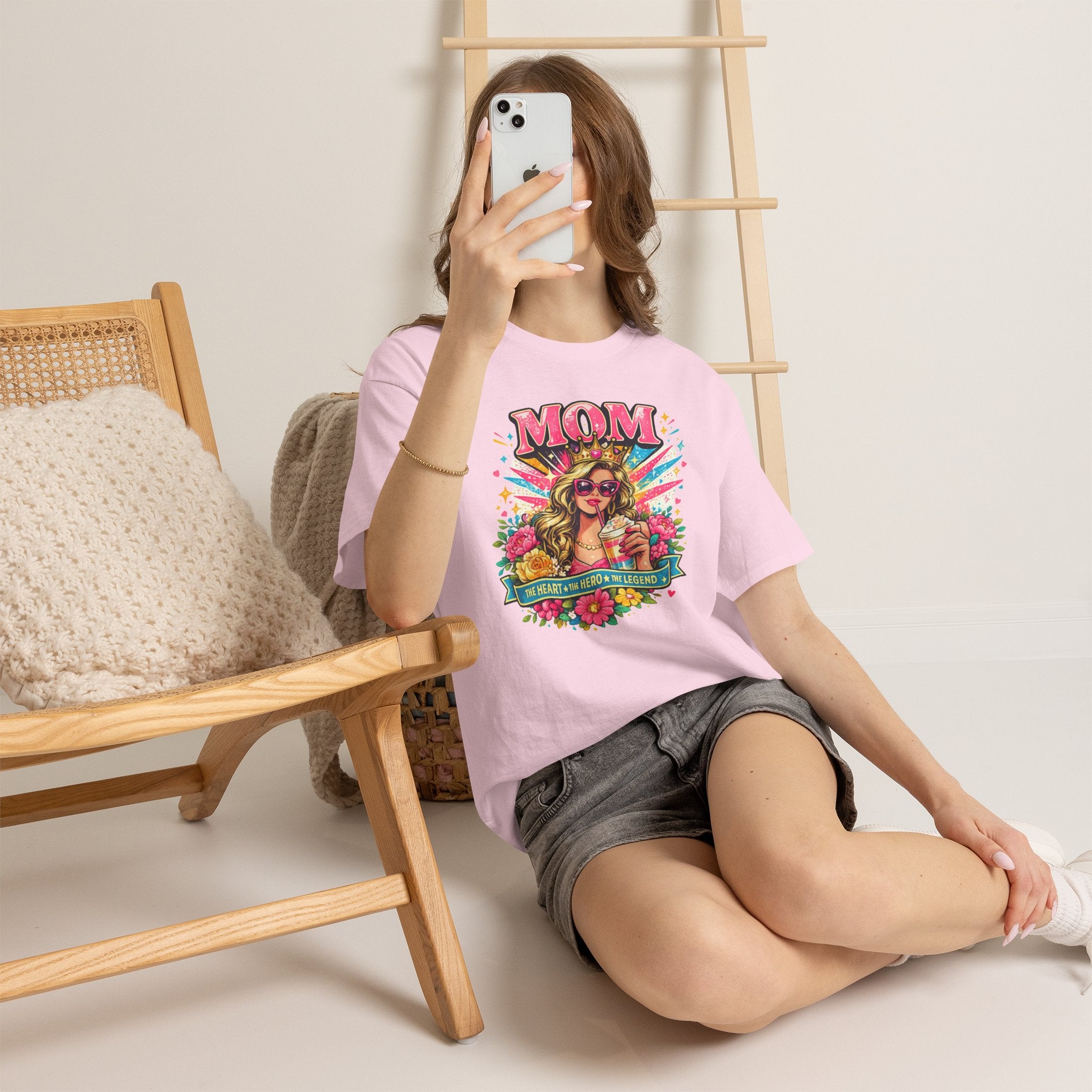 Mama Floral Shirt, Mom Graphic Tee, Gift for Mom, Colorful Vintage Mom T-Shirt, Cute Mama Shirt, Mother's Gift, Mom Life Tee