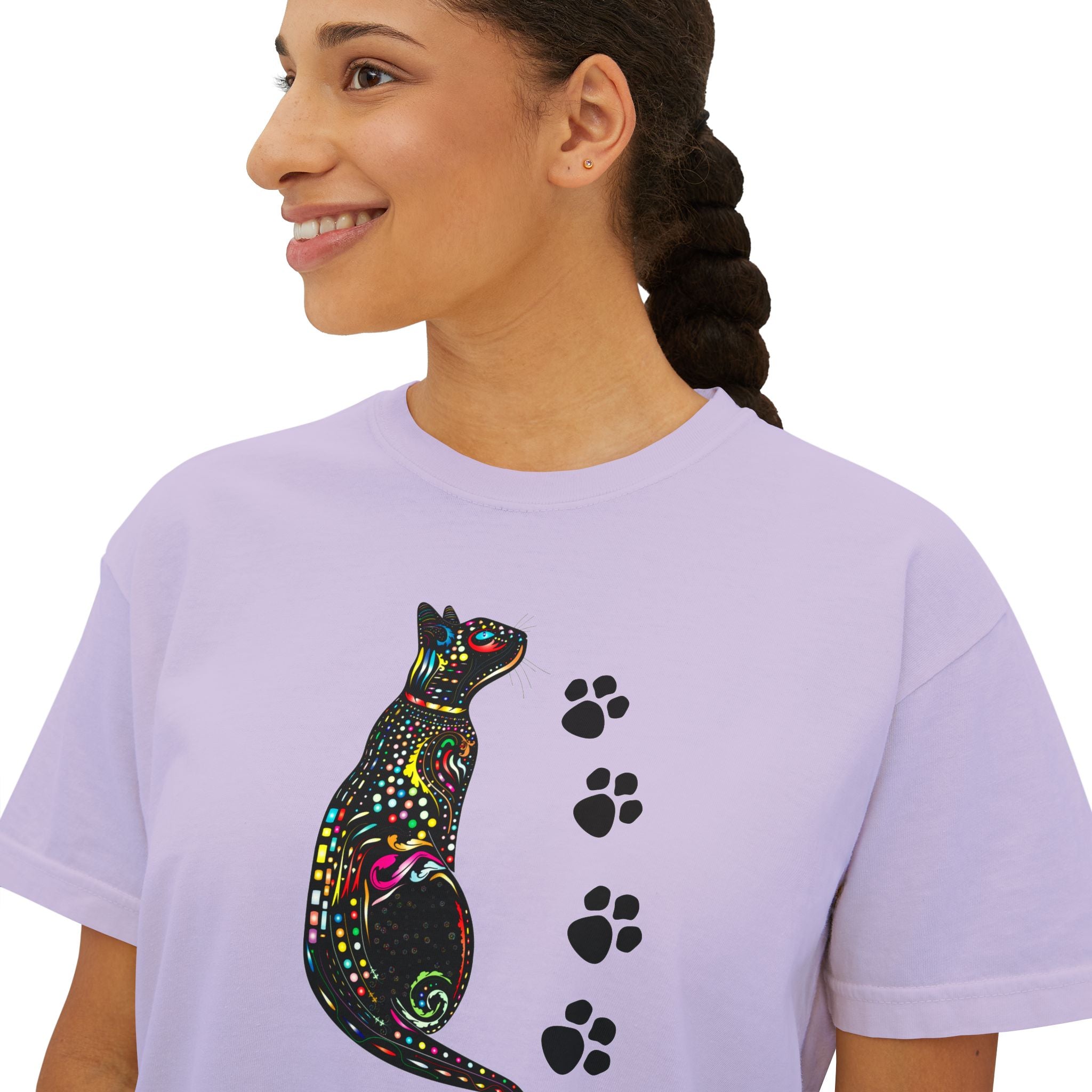 Black Cat Floral Graphic Tee, Cute Paw Print Boxy Shirt for Women