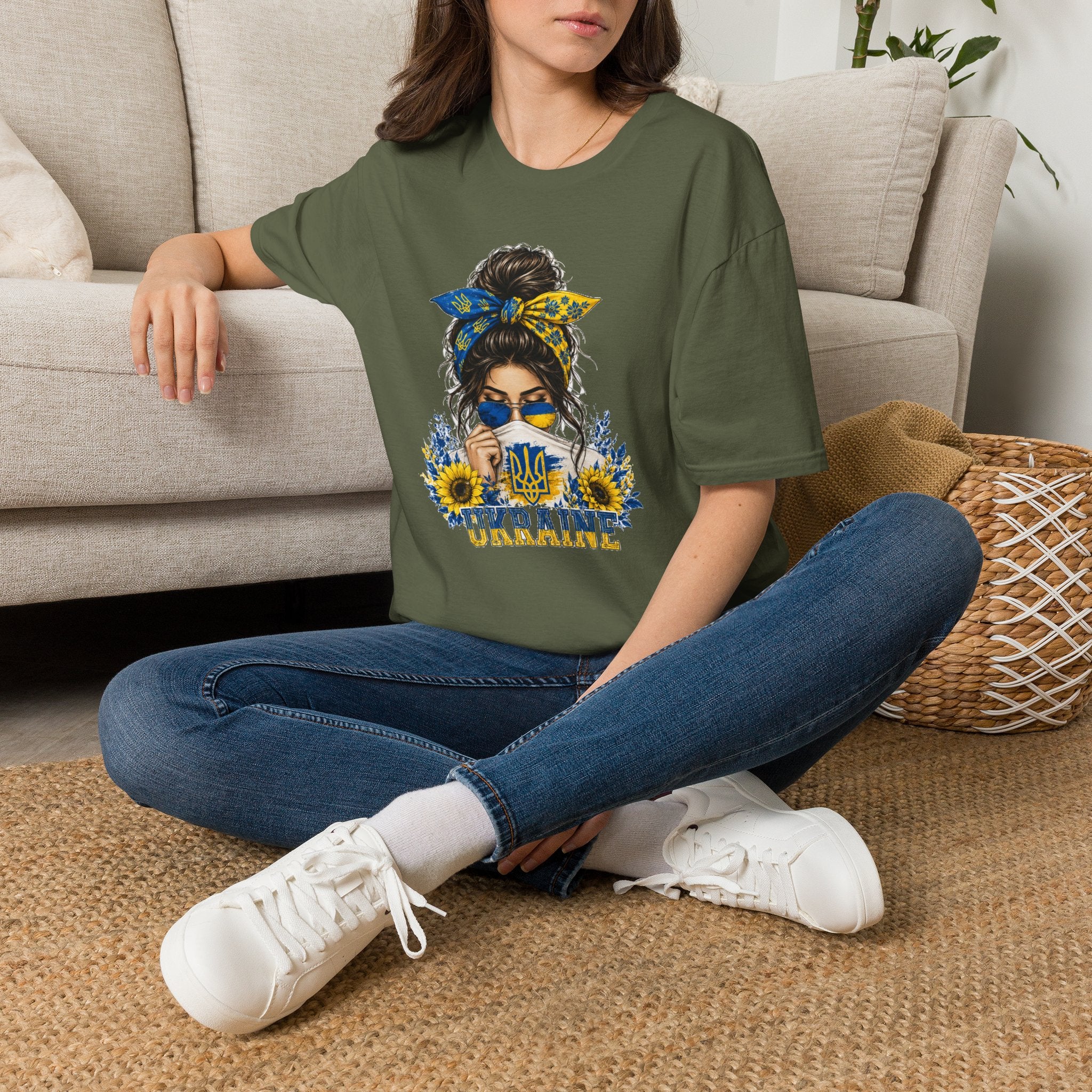 Ukraine Sunflower Bandana T-Shirt — Stylish Patriotic Graphic Tee