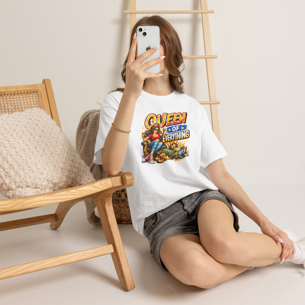 Queen of Everything Shirt | Funny Queen Graphic Tee | Gift for Mom | Boss Lady Shirt | Retro Vintage Tee