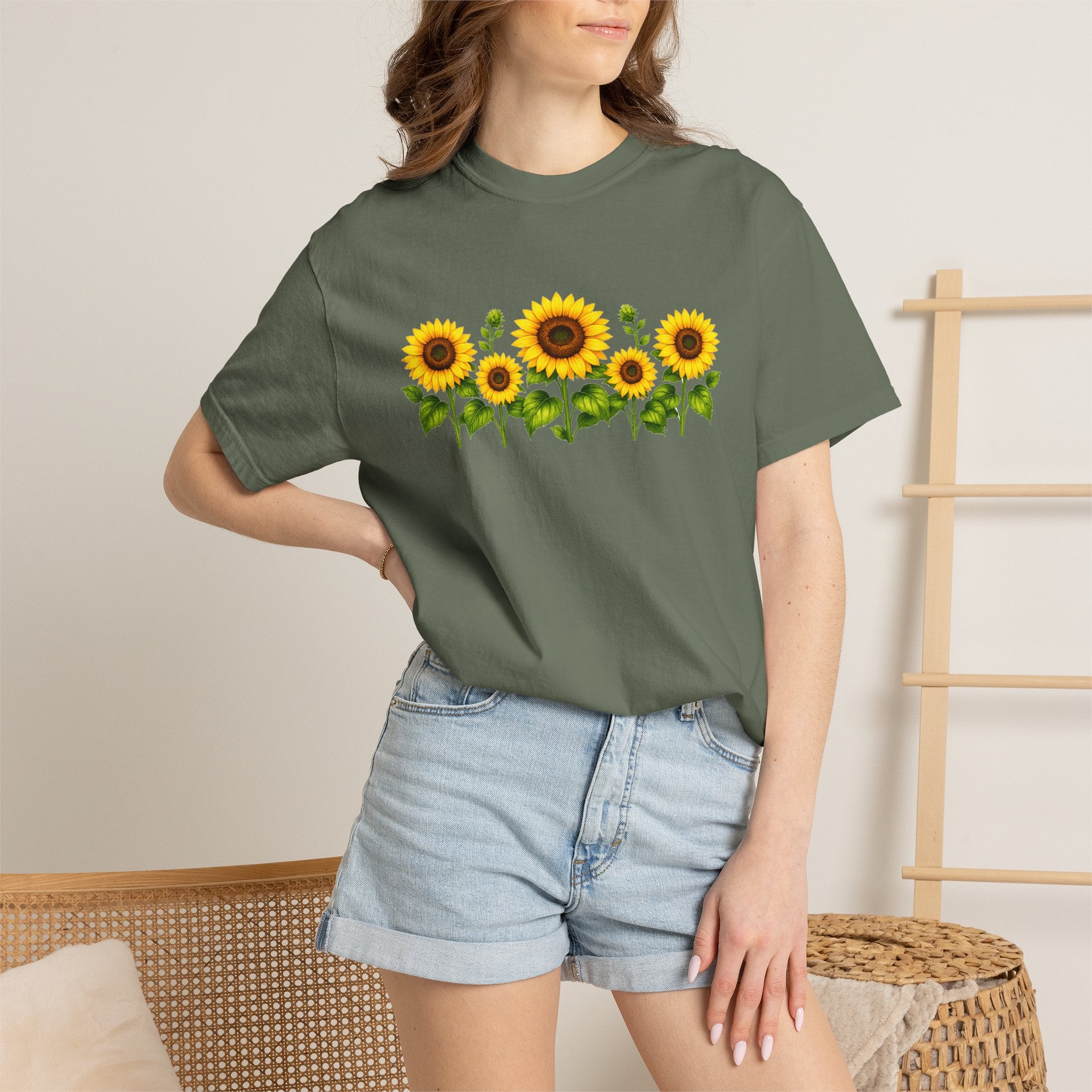 Sunflower Shirt for Women, Sunflower T-Shirt, Floral Graphic Tee, Botanical Shirt, Wildflower Tee, Comfort Colors 1717